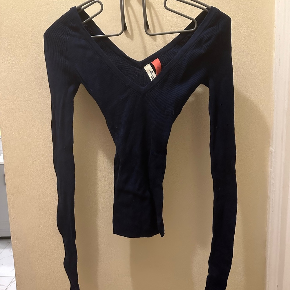 Abercrombie & Fitch Black Fitted Long Sleeve Tee